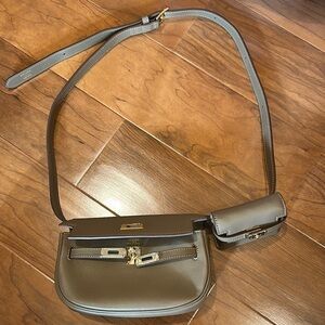 Elegant Brown Leather Crossbody Bag